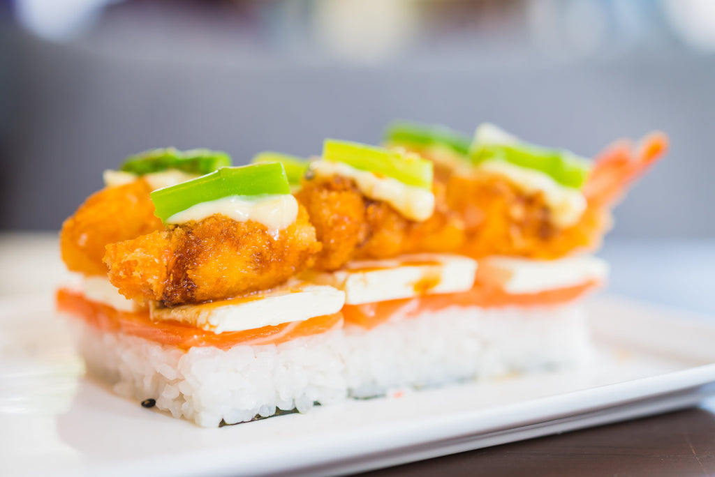 Sushi Cake de Salmón Spicy